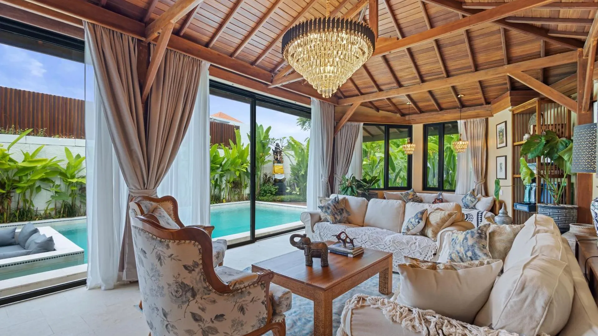 Luxurious Arakana Villa With Pool Jimbaran