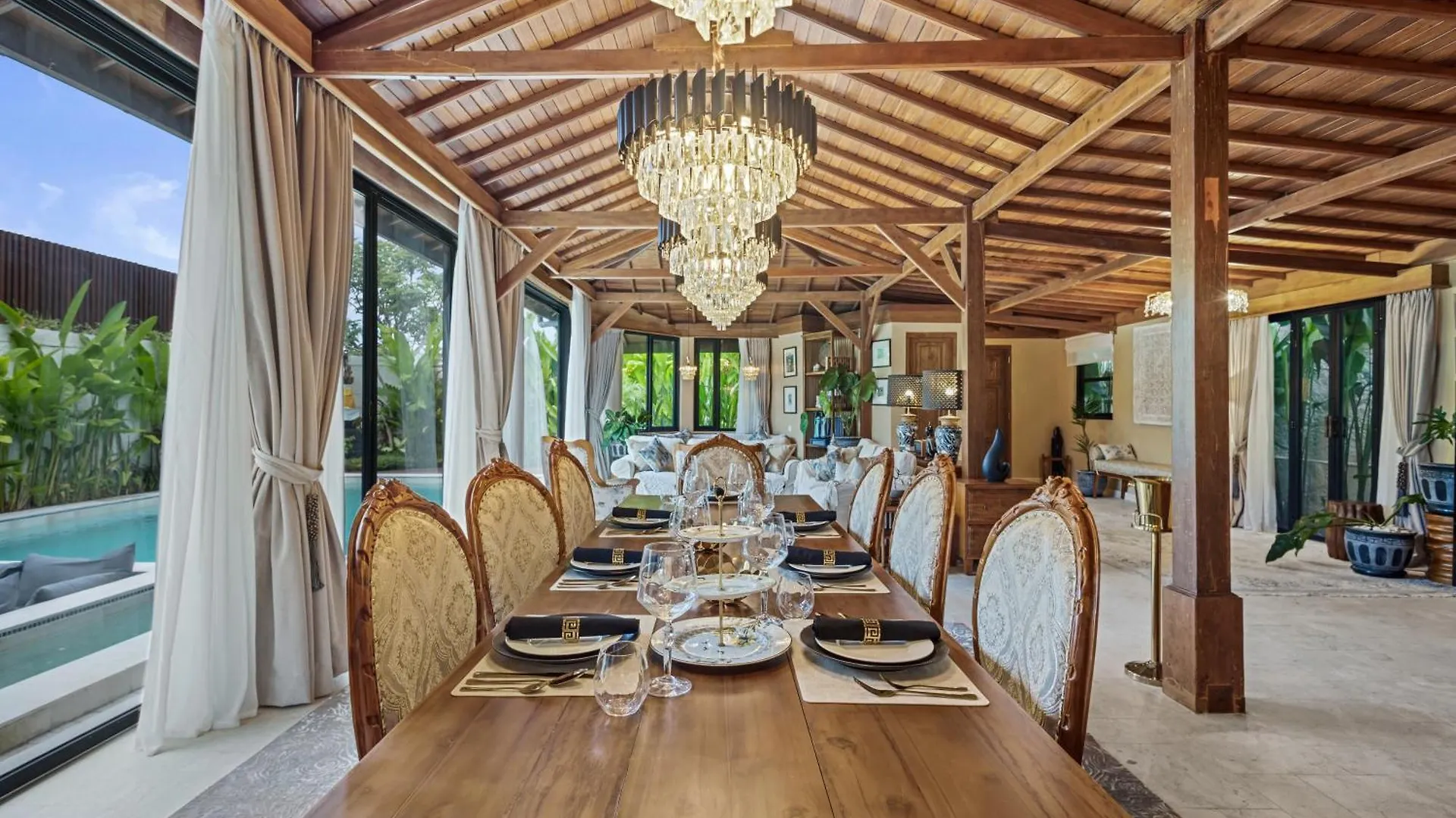 Luxurious Arakana Villa With Pool Jimbaran  Indonesia
