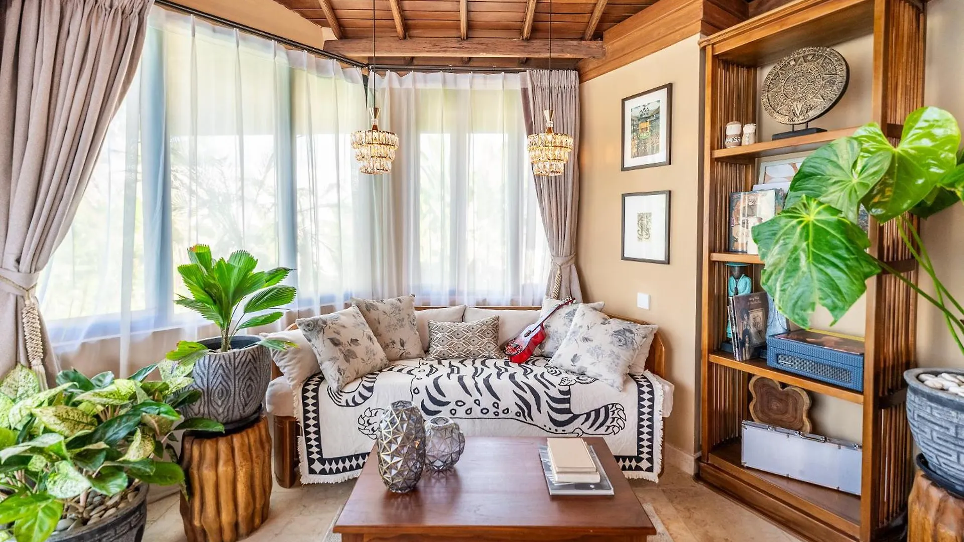 Luxurious Arakana Villa With Pool Jimbaran  Indonesia